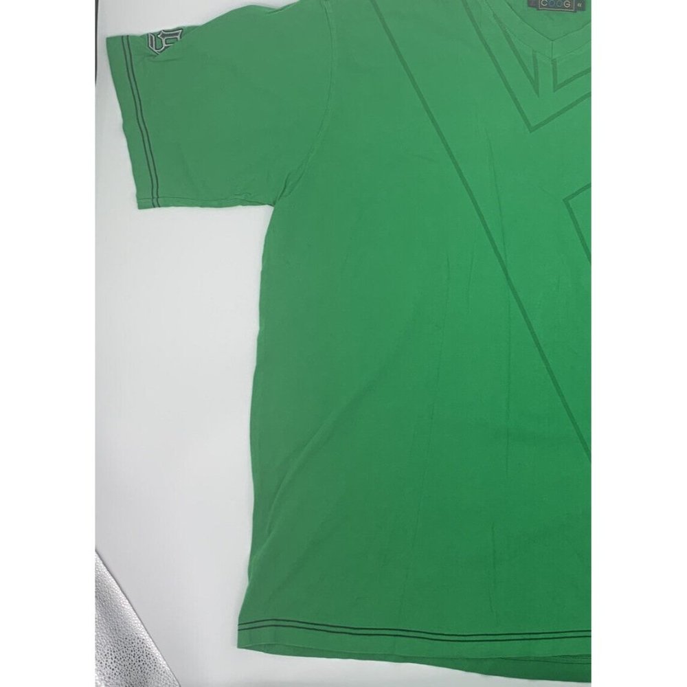Men's COOGI Short Sleeve V-Neck Shirt Heritage Embroidered Green 4X - Picture 2 of 12